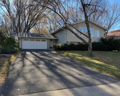 Th Ave N, New Hope, Home For Sale