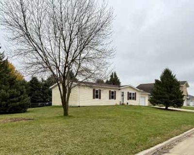 3 Bedroom 2BA 1296 ft Single Family Home For Sale in SPENCER, IA