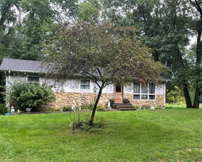 3 Bedroom 1BA 1152 ft Single Family House For Sale in North Judson, IN