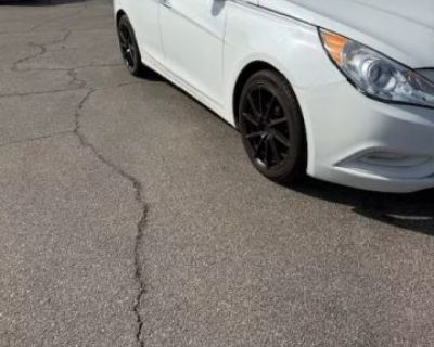 2012 Hyundai Sonata GLS Sedan 4D