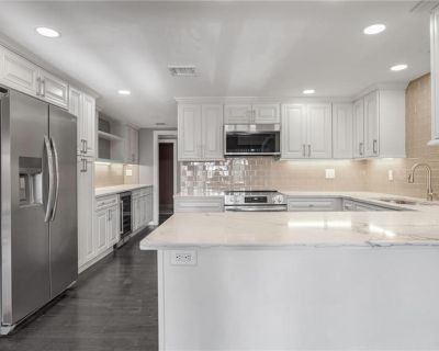 2 Bedroom 2BA 2570 ft Condo For Sale in Atlanta, GA