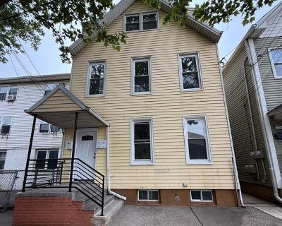 3 Bedroom 1BA Single Family House For Rent in Harrison, NJ
