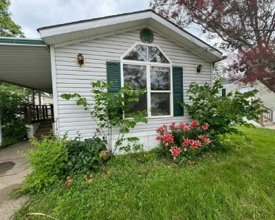 2 Bedroom 2BA 1216 ft Mobile Home For Rent in Independence, MO