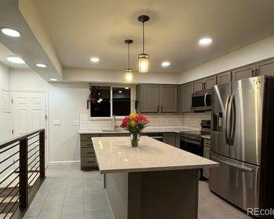 4 Bedroom 2BA 1820 ft Apartment For Rent in Littleton, CO