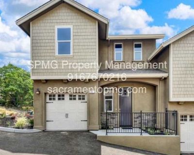 3 Bedroom 2.5BA 1380 ft Pet-Friendly Apartment For Rent in Auburn, CA