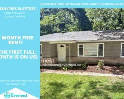 3 Bedroom 1.5BA 1168 ft Pet-Friendly Apartment For Rent in Center Point, AL