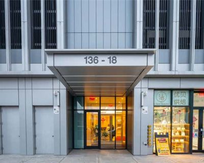 2 Bedroom 1BA 661 ft Condominium For Sale in FLUSHING, NY