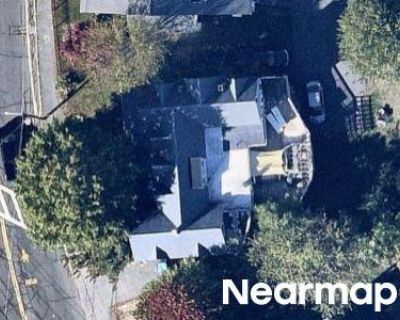 7 Bed 3 Bath Preforeclosure Property in Monson, MA 01057 - Main St