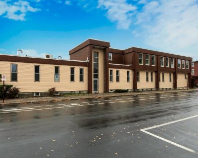 2 Bedroom 2BA 1080 ft Apartment For Rent in Manchester, NH