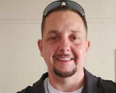 Non-smoker * Children that will visit * Interested in teaming-up. Budget: $600 per month. Ready to move: now. Looking for myself. Look for a place or room. Im Quite, clean, easy to get along with. I work hard and stay to my self.