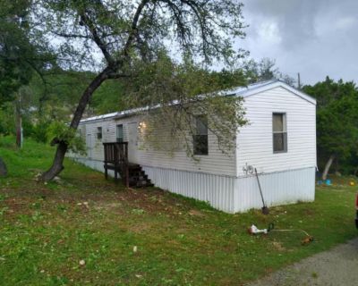 2 Bedroom 2BA House For Rent in Canyon Lake, TX