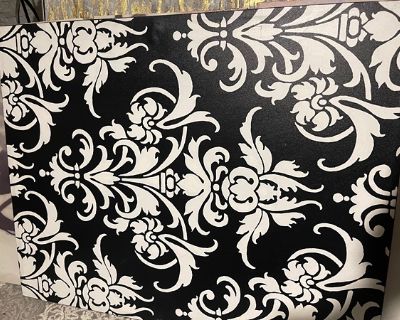 Black and White Canvas Picture