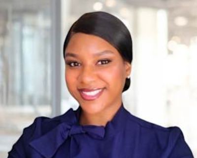 Non-smoker * Interested in teaming-up. Budget: $500 per month. Ready to move: now. Seeking a 6 months stay. Looking for myself. Hi, my name is Ro! I m looking for a room close to public transportation and ORD airport. I would prefer a female roommate. I don t smoke or use any drugs, and I like to keep things clean and organized. I m hoping to find a non-smoking environment with someone who also...