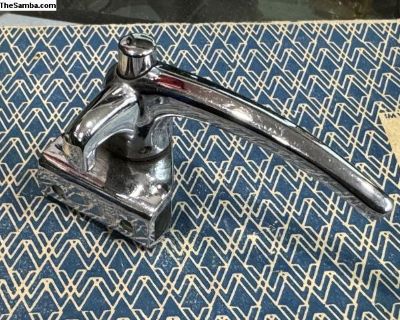 NOS Bug/Bus vent wing latch