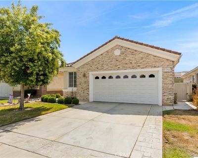 2 Bedroom 2BA 1392 ft Single Family House For Sale in Beaumont, CA