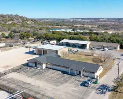 6431 ft Commercial Property For Rent in Burnet, TX