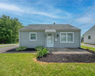 3 Bedroom 1BA 928 ft Single Family Home For Sale in YOUNGSTOWN, OH