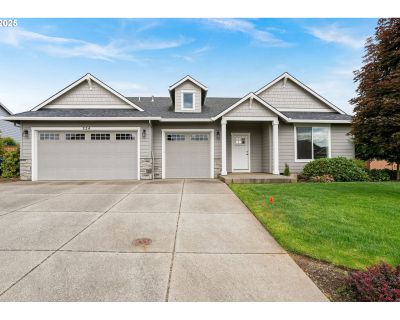 3 Bedroom 2BA 2142 ft Townhouse For Sale in Sublimity, OR