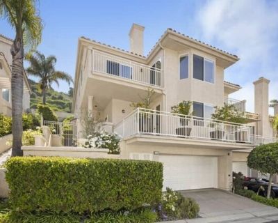 668 Palisades Dr. Nestled within the exclusive gated community of Sea Ridge, this beautifully updated 4-bedroom, 3-bathroom townhome sits on the highly coveted mountainside and offers over 2,900 square feet of refined living space. Step inside to find brand-new flooring throughout and an abundance of natural light streaming through large windows, creating a warm and inviting atmosphere.The form...