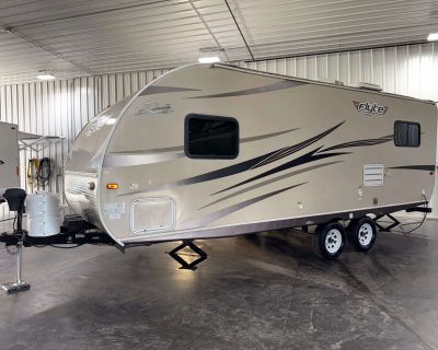 2017 Forest River Shasta Flyte 215CK