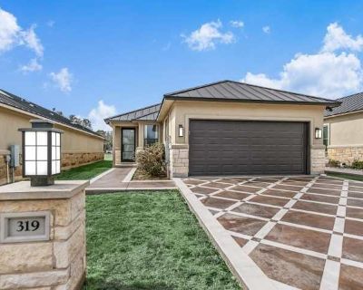 2 Bedroom 2BA 1771 ft Apartment For Rent in Horseshoe Bay, TX