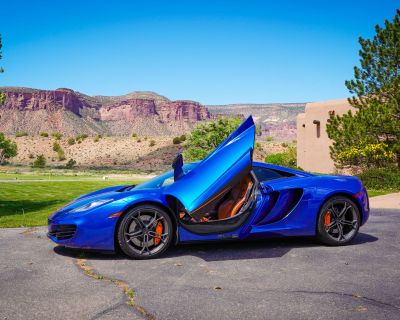 2012 McLaren MP4-12C