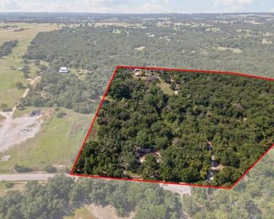6 Bedroom 4BA 1476 ft Multi Family Home For Sale in PARADISE, TX