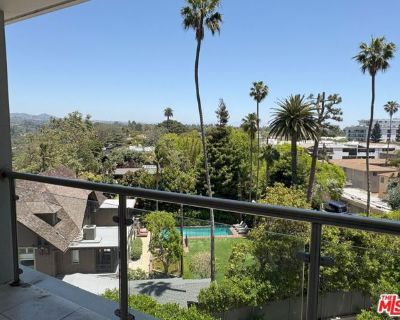 2 Bedroom 2BA 1216 ft Condo For Sale in Santa Monica, CA