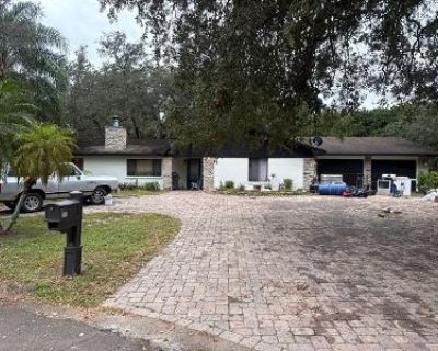 3 Bed 2 Bath Preforeclosure Property in Haines City, FL 33844 - Pine Forest Cir