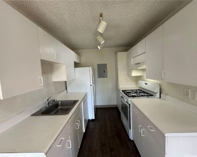 - Puamaeole St Apt T, Ewa Beach, Home For Rent