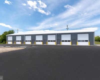 8338 Elliott Road. Property for Rent in Easton, MD for $900. This 22,500 square foot property was built in 1977 on a lot size of 7.62.. Newly renovated commercial garage space with close proximity to Rt. 50. 12' by 14' overhead door, upgraded 150 amp single phase electric and parking. 798+/- sq ft. Landlord willing to make leasehold improvements with acceptable lease terms.. Water Source Public...