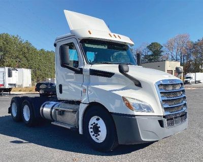 2019 Freightliner Cascadia126