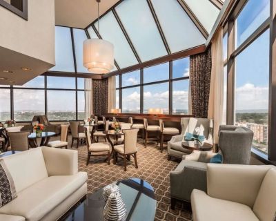 1 bed 1 bath hotel vacation rental in Alexandria, VA