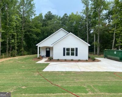 3 Bedroom 2BA 1600 ft Single Family Home For Sale in GRIFFIN, GA