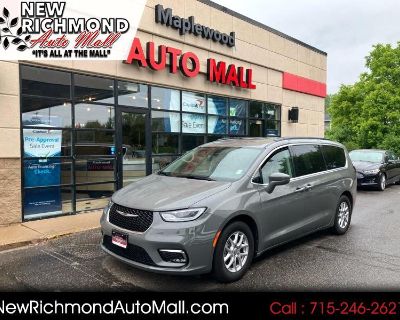 2022 Chrysler Pacifica Touring-L