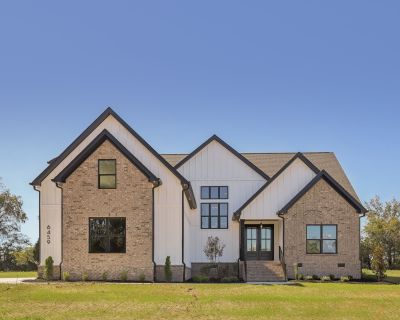 5 Bedroom 5BA 4110 ft Single Family House For Sale in Lascassas, TN