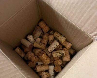 Wine corks for crafts
