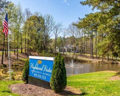 2 Bedroom 1.5BA 817 ft Apartment For Rent in Creedmoor, NC