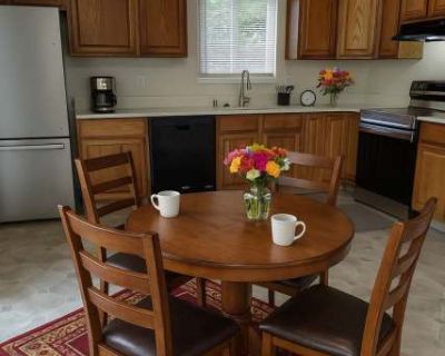 3 Bedroom 1.5BA 1280 ft Pet-Friendly Apartment For Rent in Auburn, WA