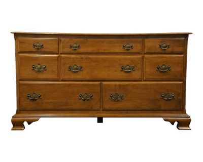 Ethan Allen Heirloom Nutmeg Maple Colonial Early American 62" Eight Drawer Dresser 10-5303