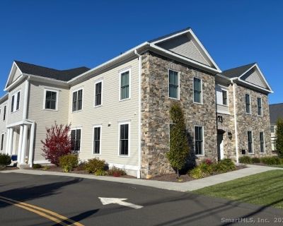 73 W Main Street 6. Property for Rent in Clinton, CT for $2,000 with 1 bedroom and 1 full bath. This 941 square foot property was built in 2021 on a lot size of 1.3.. Stunning apartment, sun filled one bedroom unit. High end finishes includes kitchen with granite countertops and stainless steel appliances; hardwood floors; 9' ceilings; central air; gas heat; 5' walk in showers and washer / drye...