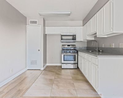 1 Bedroom 1BA 650 ft Apartment For Rent in Los Angeles, CA