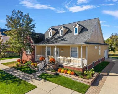 3 Bedroom 2BA 1906 ft Single Family Home For Sale in SHELBY TWP, MI