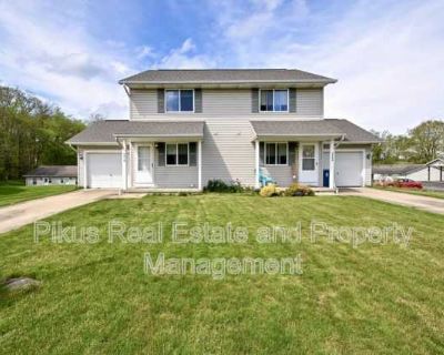 2 Bedroom 1.5BA 912 ft Pet-Friendly Apartment For Rent in Canal Fulton, OH