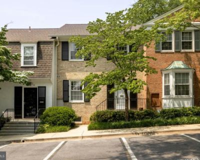 2 Bedroom 4BA 2134 ft Condo For Sale in CHEVY CHASE, MD
