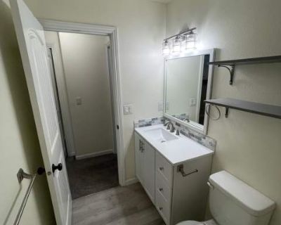 4 Bedroom 2.5BA 1630 ft Pet-Friendly Apartment For Rent in Jefferson, OR