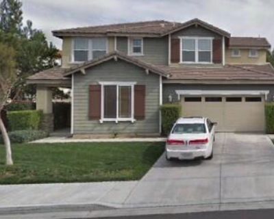 5 Bedroom 4 Bath Large Loft Single Family Home in Temecula