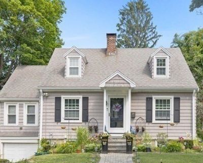 7 Ponkapoag Way. Great Rental opportunity in Ponkapoag Area of Canton. Available Jan 1 2026. Charming 2 Bedroom, 1 bath, Large living room, sun room, dining room with hutch and kitchen. A large deck overlooking the beautifully yard. The basement provides laundry area, generous storage space and a small finished space. Conveniently located near the commuter rail, major highways, and shopping. Te...