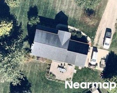 4 Bed 2.5 Bath Preforeclosure Property in Fenton, MI 48430 - Hickory Valley Dr