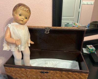 A509 Porcelain Vintage Doll with Case
